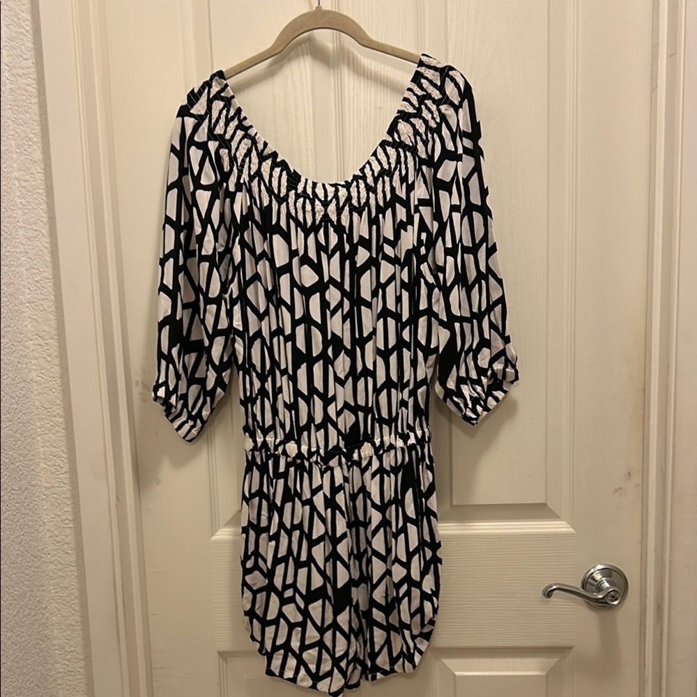 Ava Sky Black and White Geometric Romper, M